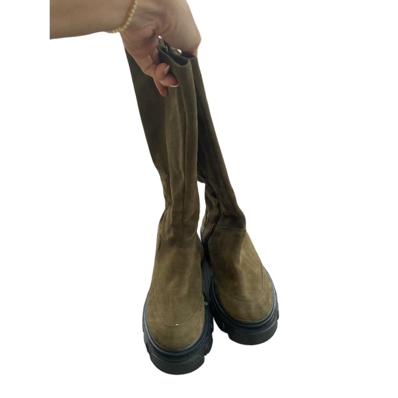 NEW! FARM RIO Knee High Lug Sole Army Green Suede Embroidered Boot - Picture 4 of 6